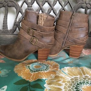 Tan booties with buckles